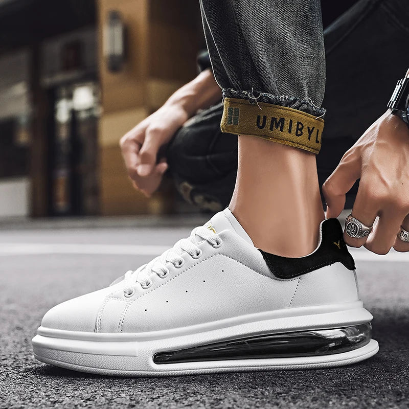 MANHATTAN™ – Stride Sneakers