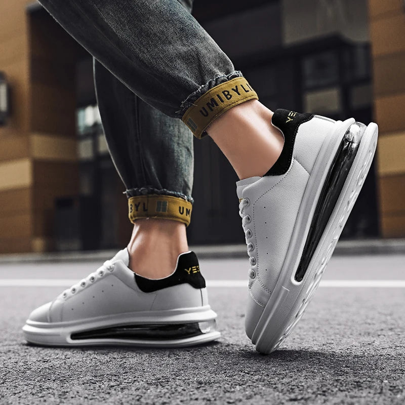 MANHATTAN™ – Stride Sneakers