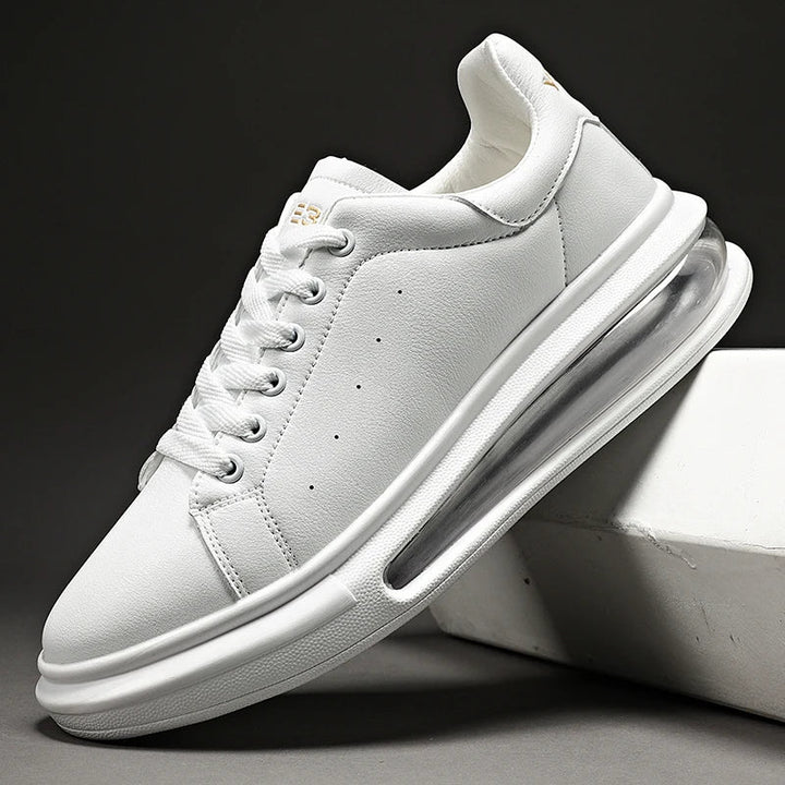 MANHATTAN™ – Stride Sneakers