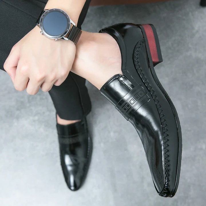 CARVELLI™ – Genuine Leather Loafer